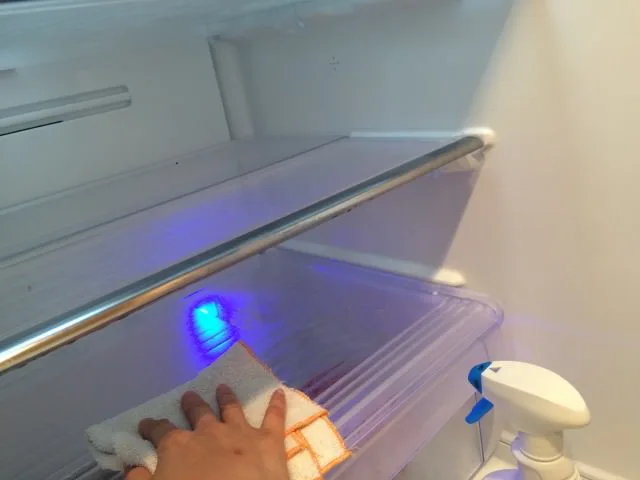 冷蔵室の掃除