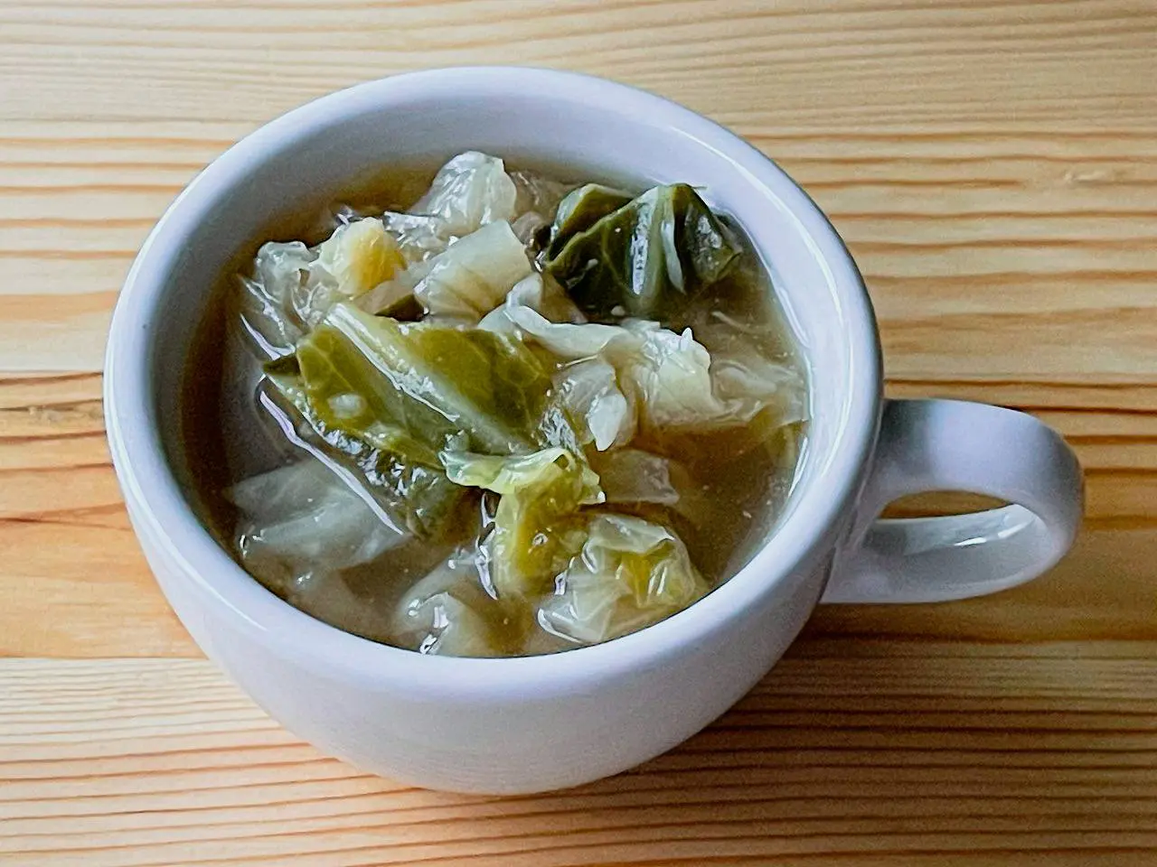 【野菜ひとつ】キャベツのコンソメ醤油スープ