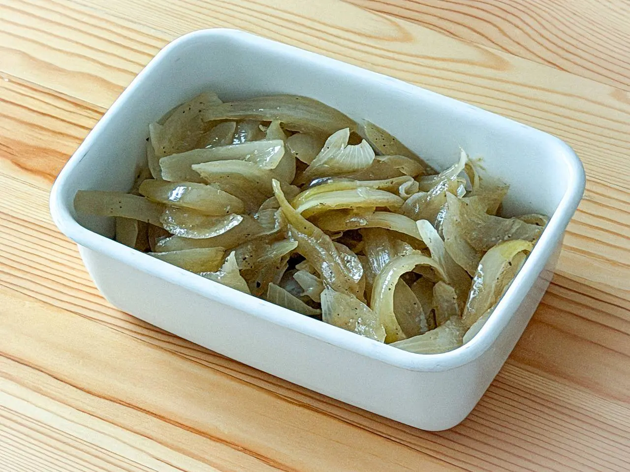 【野菜ひとつ】玉ねぎのガーリックコンソメソテー