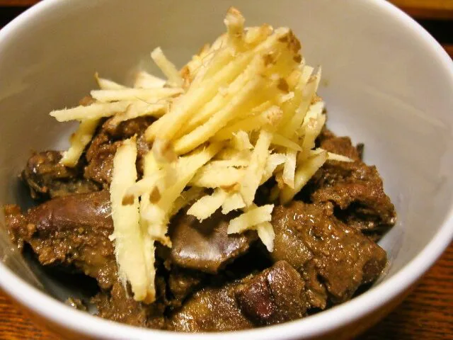 食べ過ぎ注意！鳥もつ煮（鶏レバーの甘辛煮）