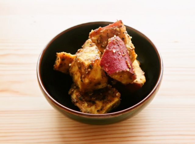 ノンオイル　さつまいものにんにくじょうゆ焼き